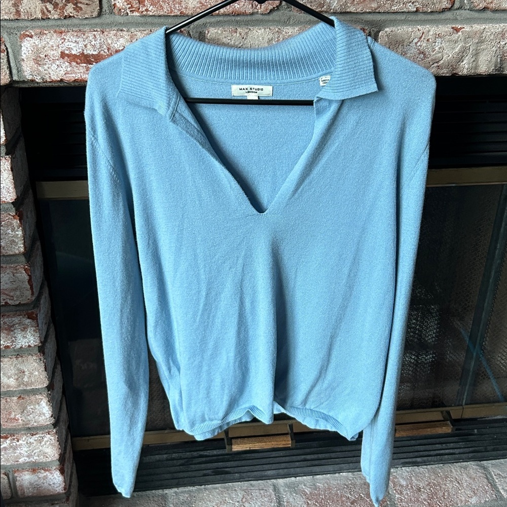 Max Studio Light Blue Collar V-Neck Lightweight Pullover Sweater‎ Size L